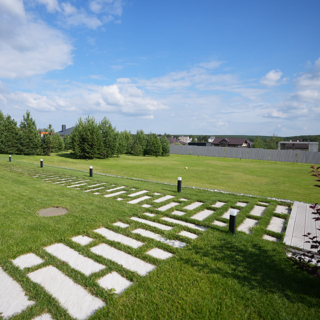 Шаговая плита STONE Светлая Галька 990х330х55мм в Минске фото